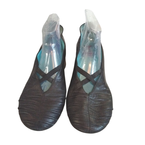 Thierry Rabotin Black Leather Criss-Cross Wedges Size 9.5 - Picture 2 of 9